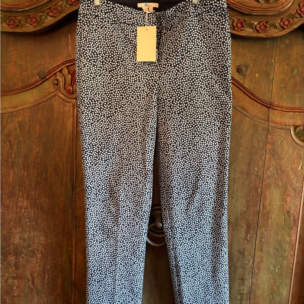 Boden Navy and White Cropped Pants